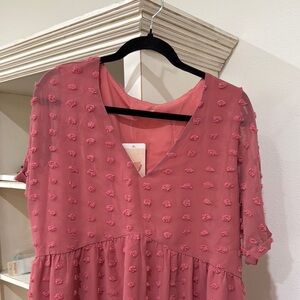 Chic Pink Textured Dress